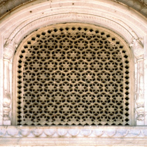IND 1016